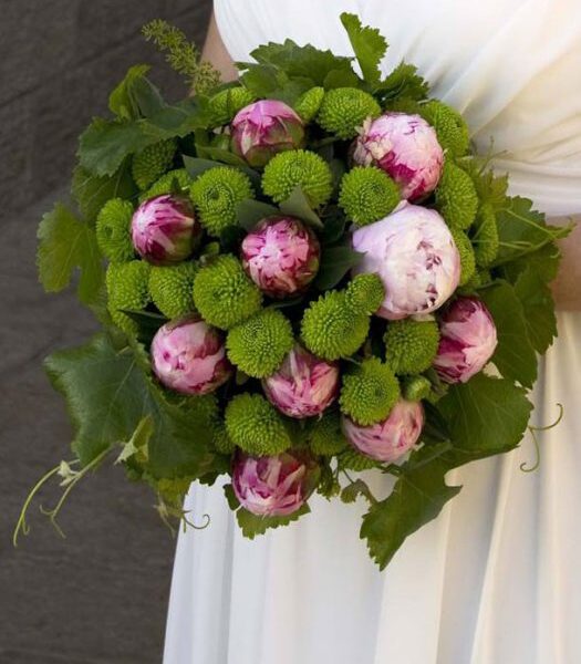 זר כלה פיונים